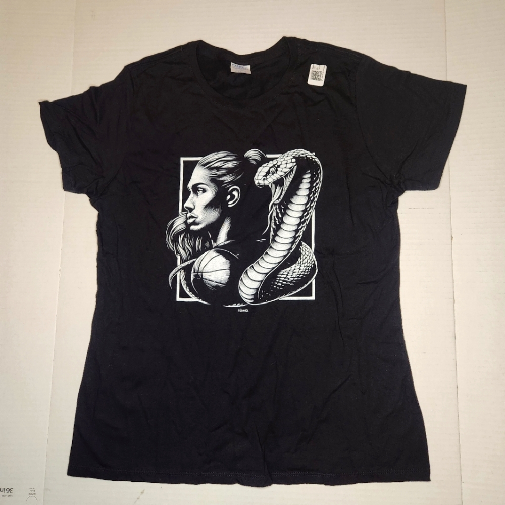 FEARLESS MAMBA GIRL MOTIVATION T SHIRT IN (LARGE)